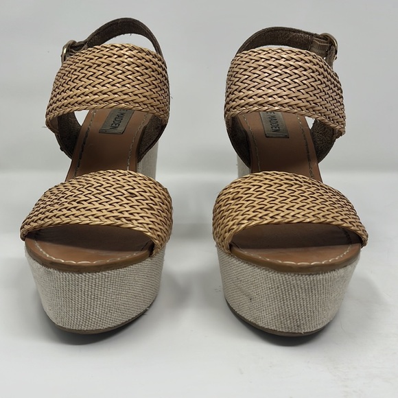 Steve Madden Wedge Sandal High Tan Size 8 Weave Strap - Picture 4 of 12
